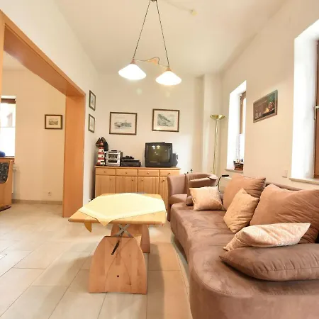 In In Ostseenaehe بيت للعطل *