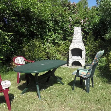 In In Ostseenaehe بيت للعطل *