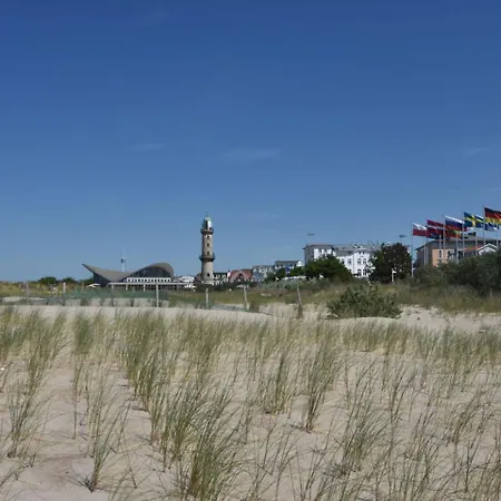 In In Ostseenaehe بيت للعطل *