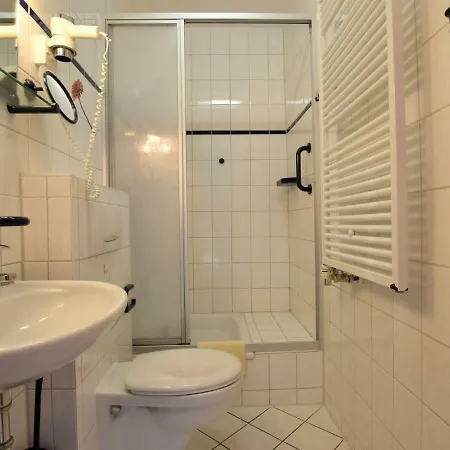 In In Ostseenaehe بيت للعطل *